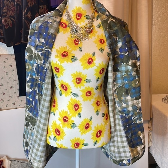 Tofy Brand ~ Colorful and Fun Lightweight Office Blazer - Picture 2 of 12